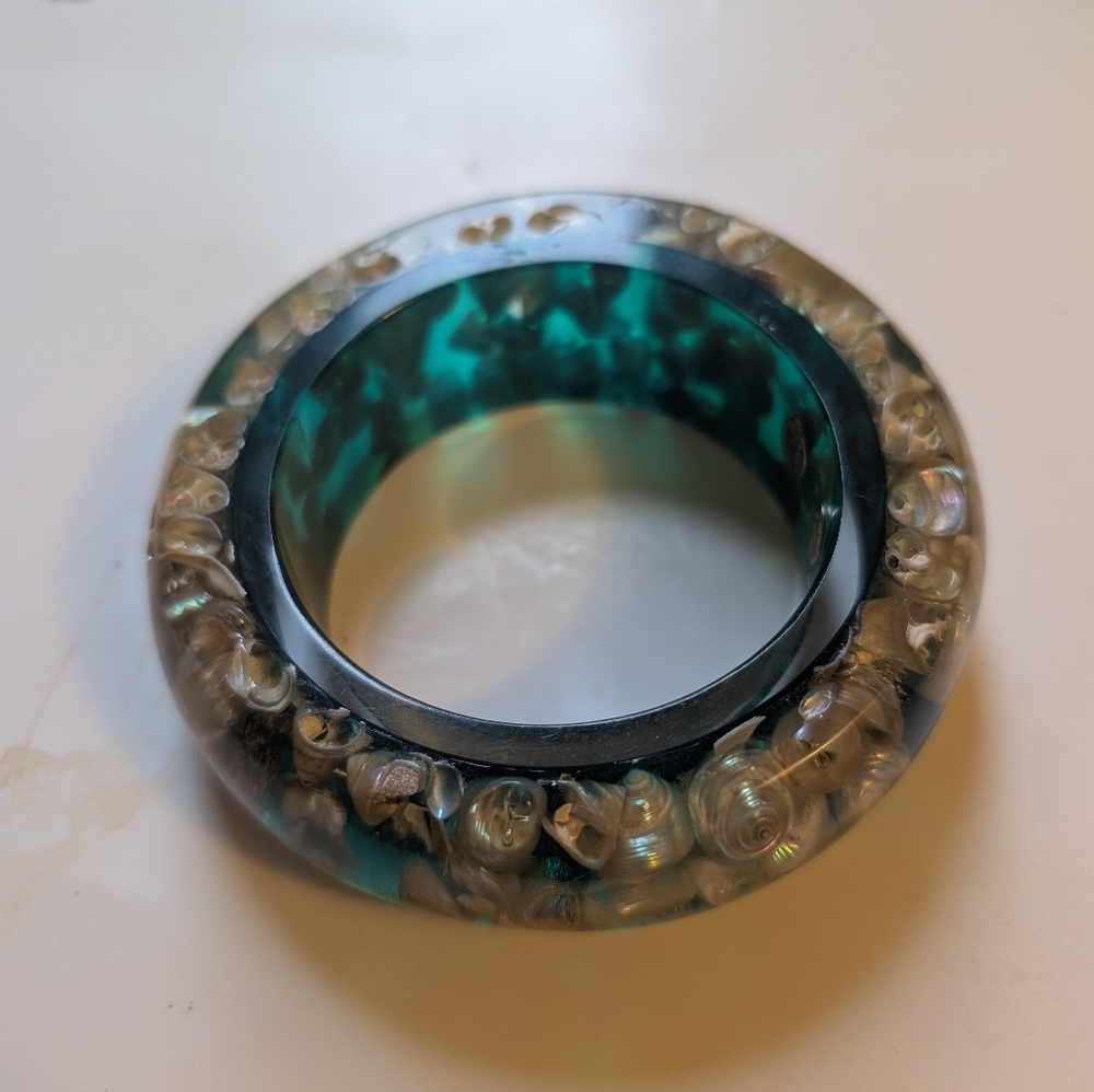 RARE Signed Angelo Tarlazzi La Porte Bleue Paris 1980s Resin Shell Bangle - Picture 6 of 12